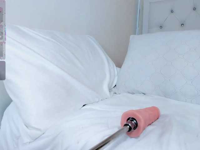 kittybluuee live cam on BongaCams