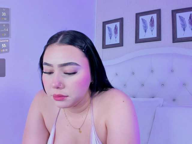 kittybluuee live cam on BongaCams
