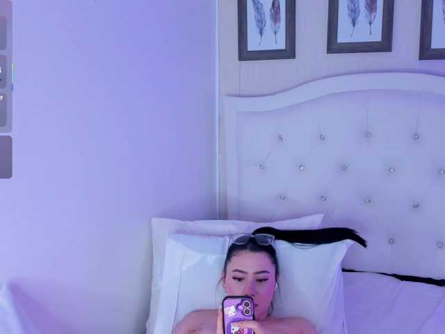 kittybluuee live cam on BongaCams