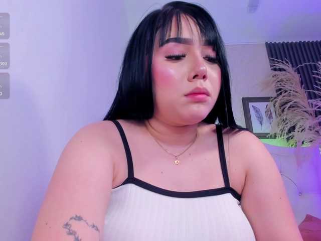 kittybluuee live cam on BongaCams
