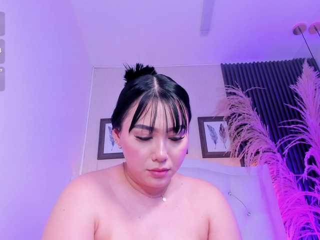kittybluuee live cam on BongaCams