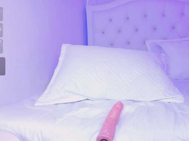 kittybluuee live cam on BongaCams