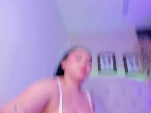 kittybluuee webcam