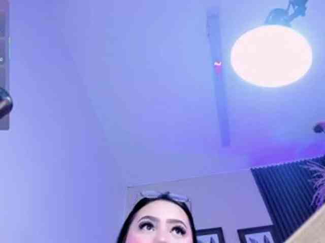 kittybluuee webcam