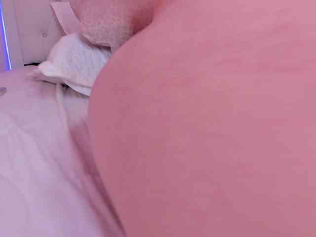Modelo: kittybluuee