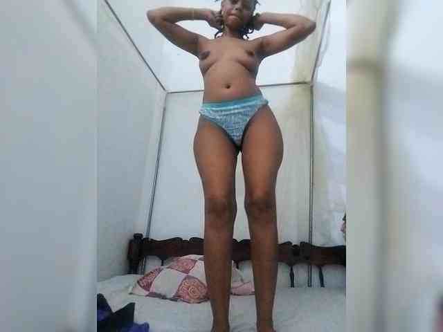 ella1212 Live Webcam on BongaCams