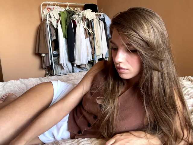 BlondellFriot live cam on BongaCams