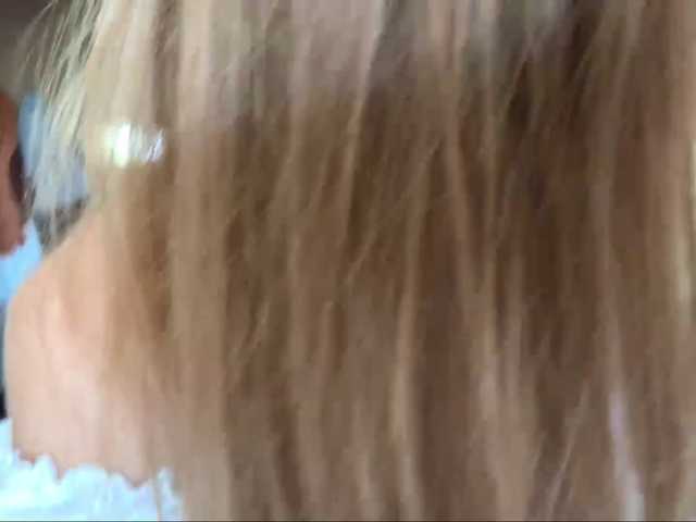 BlondellFriot live cam on BongaCams