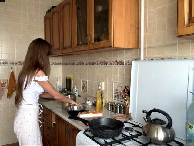 BlondellFriot live cam on BongaCams