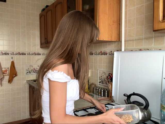 BlondellFriot live cam on BongaCams