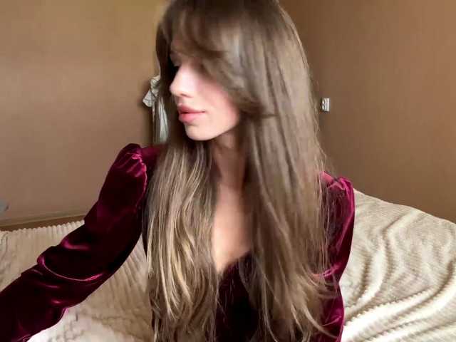 BlondellFriot live cam on BongaCams