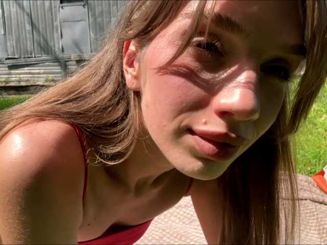BlondellFriot live cam on BongaCams