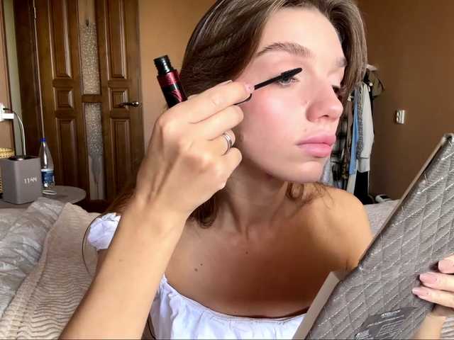BlondellFriot live cam on BongaCams