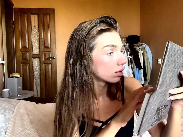 BlondellFriot live cam on BongaCams