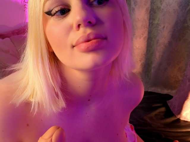 JosephineMoon live cam on BongaCams