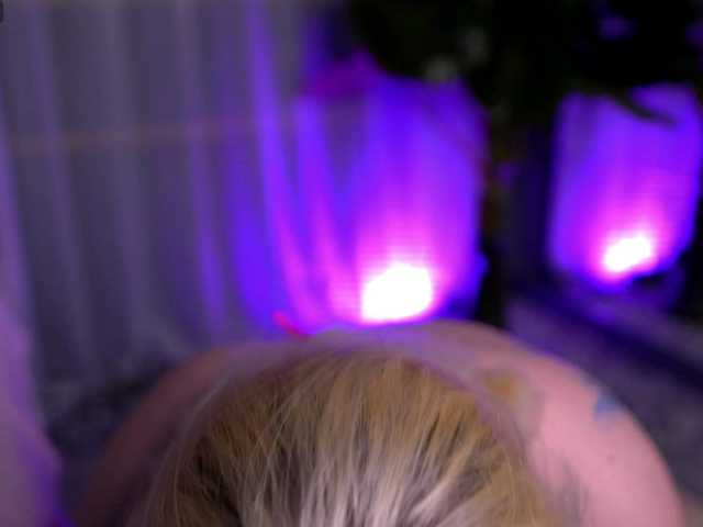 JosephineMoon's BongaCams show and profile