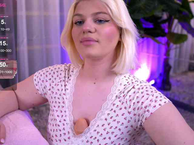 JosephineMoon webcam