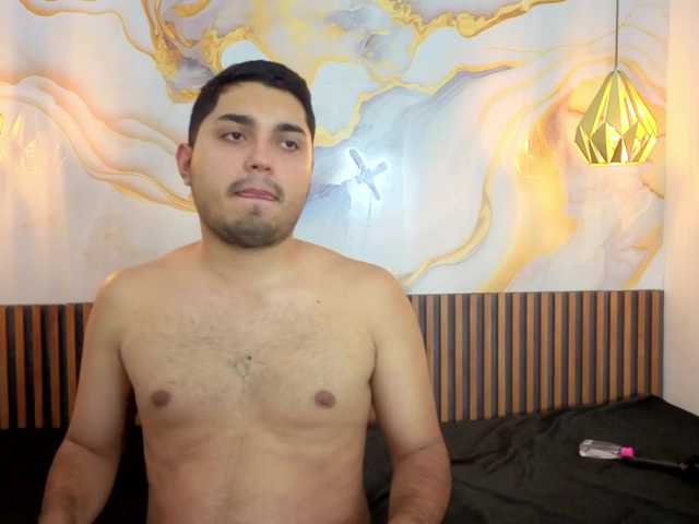 Hanna-Aron's BongaCams show and profile