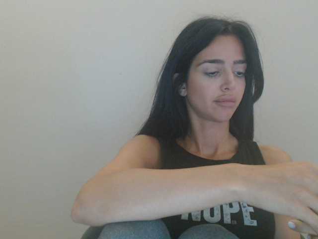 Gloriyapg live cam on BongaCams