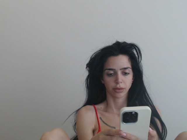 Gloriyapg live cam on BongaCams