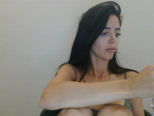 Gloriyapg live cam on BongaCams