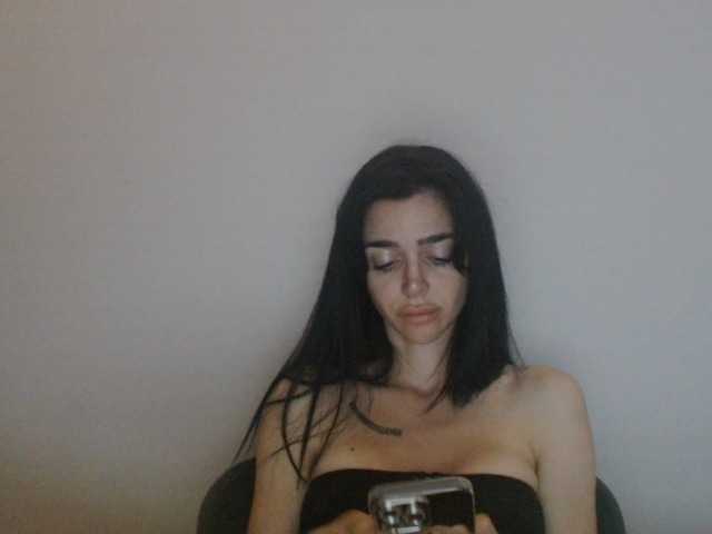 Gloriyapg live cam on BongaCams