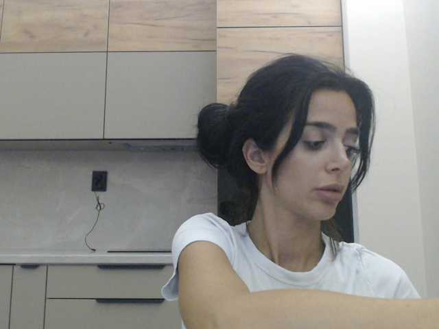 Gloriyapg live cam on BongaCams