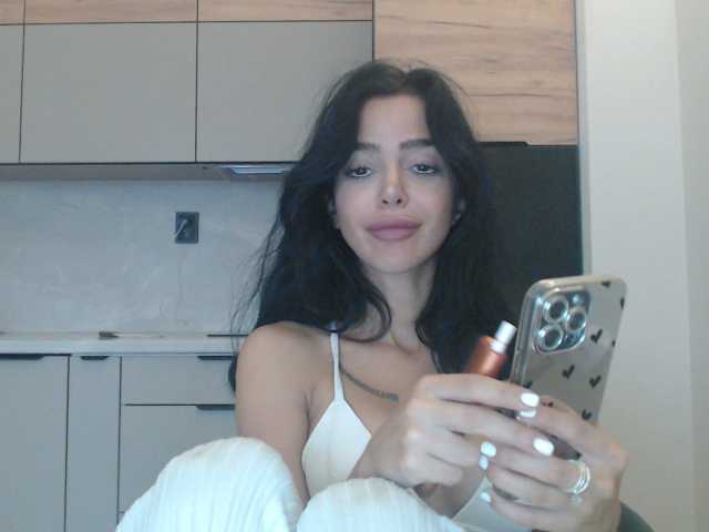 Gloriyapg live cam on BongaCams