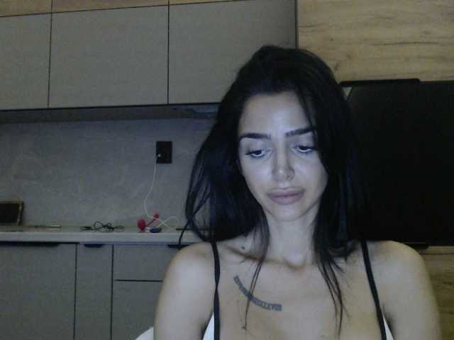 Gloriyapg live cam on BongaCams