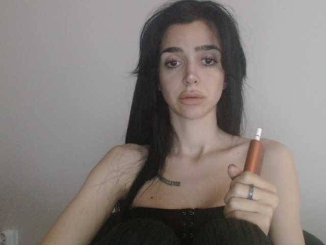 Gloriyapg live cam on BongaCams