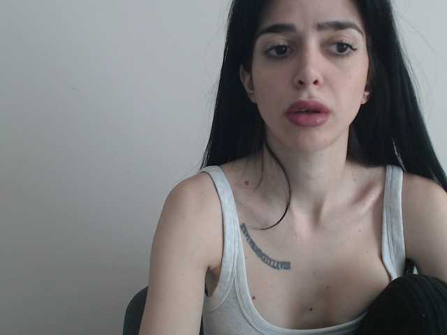 Gloriyapg Live Cam on BongaCams
