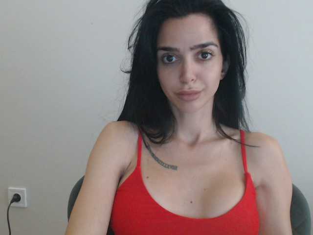 Gloriyapg live cam on BongaCams