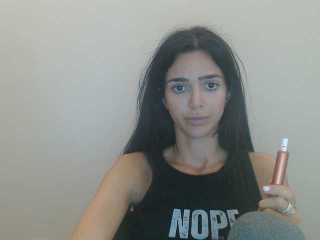 Gloriyapg live cam on BongaCams