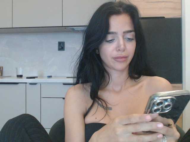 Gloriyapg, en vivo ahora en BongaCams