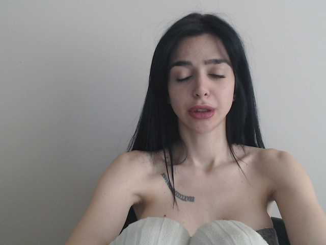 Gloriyapg's BongaCams show and profile