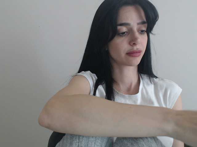 le modèle Gloriyapg est en webcam porno dans un show sur le site bongacams, il possède les tags suivants: White/Caucasian,Brunette,Shaved