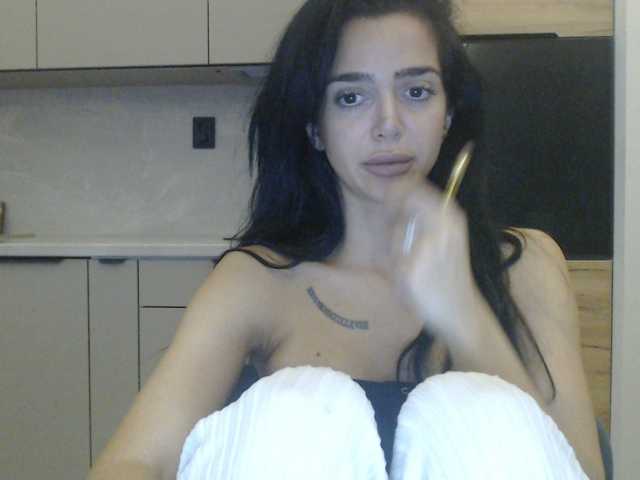 Gloriyapg live cam on BongaCams