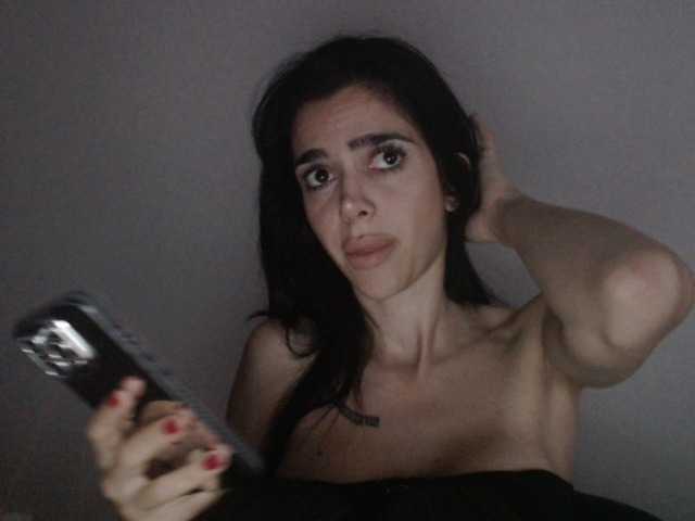 Gloriyapg webcam