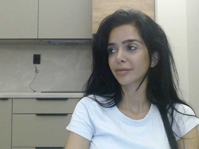 Gloriyapg live cam on BongaCams