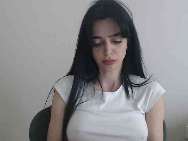 Gloriyapg webcam