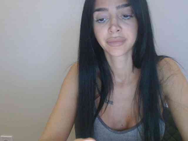 Gloriyapg webcam