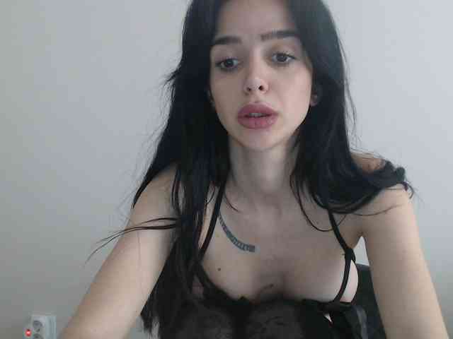 Gloriyapg webcam