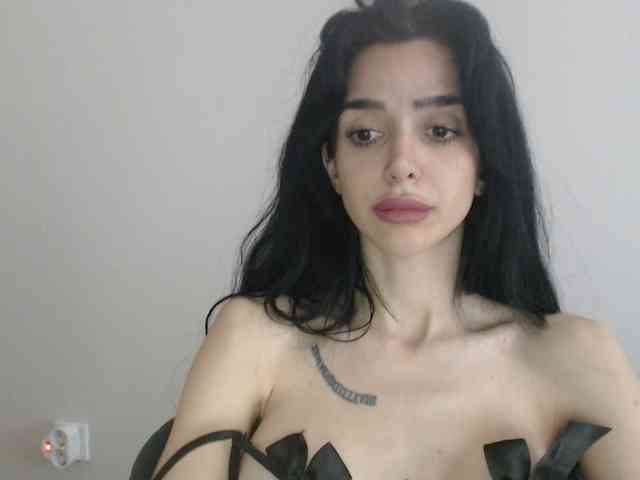 Gloriyapg webcam