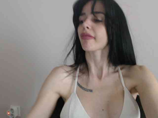 Gloriyapg webcam