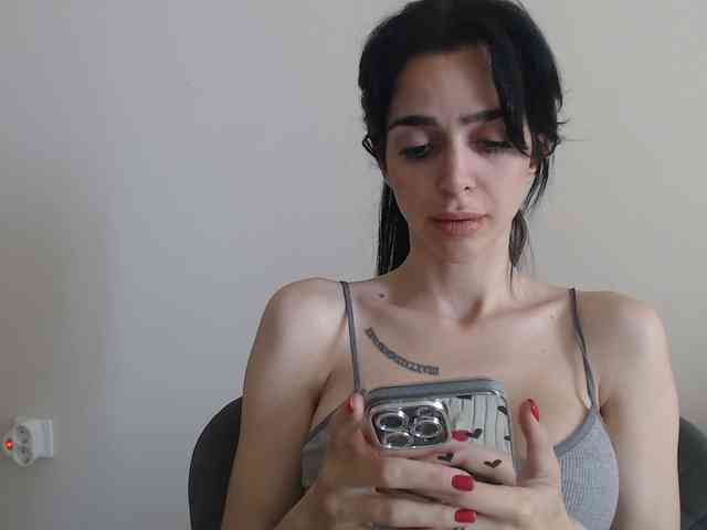 Gloriyapg webcam