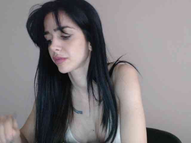 Gloriyapg webcam