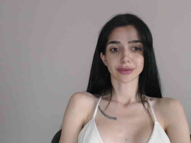 Gloriyapg webcam