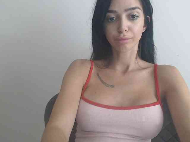 Gloriyapg webcam