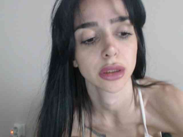 Gloriyapg webcam