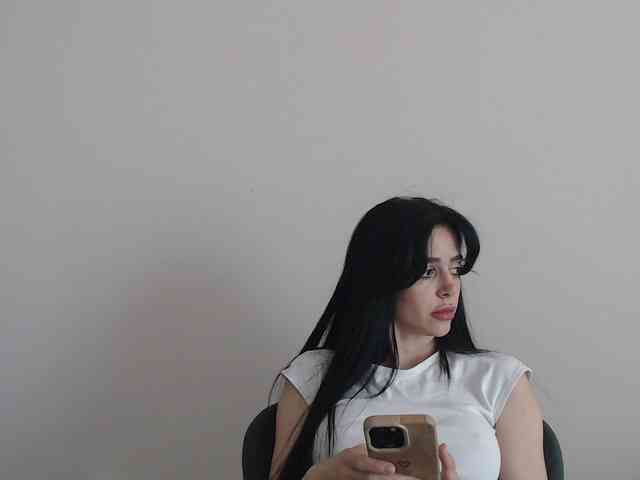 Gloriyapg webcam